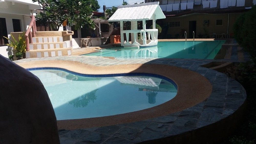 Richdel Hotel Resort Lapu-Lapu City Exterior photo