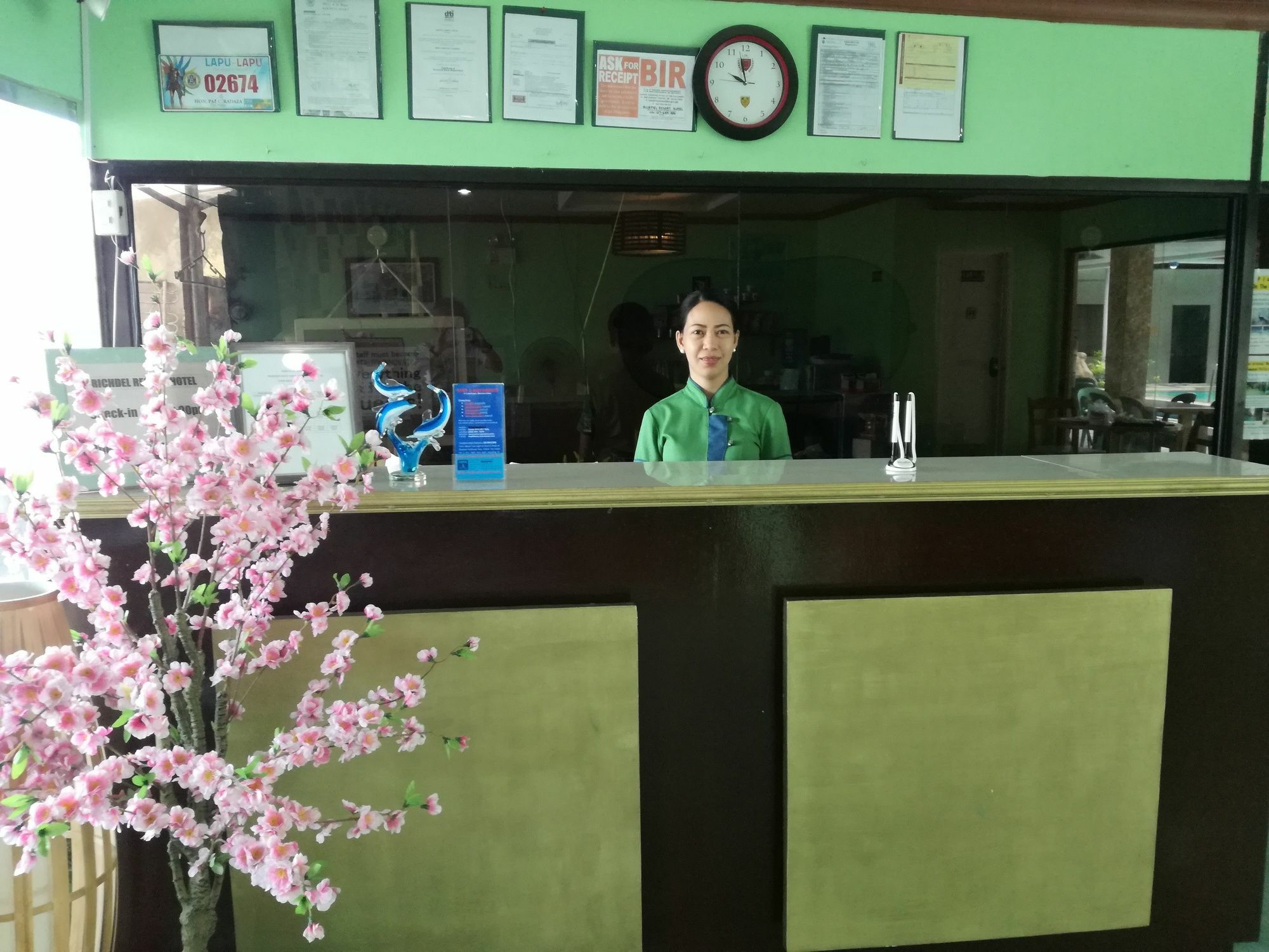 Richdel Hotel Resort Lapu-Lapu City Exterior photo