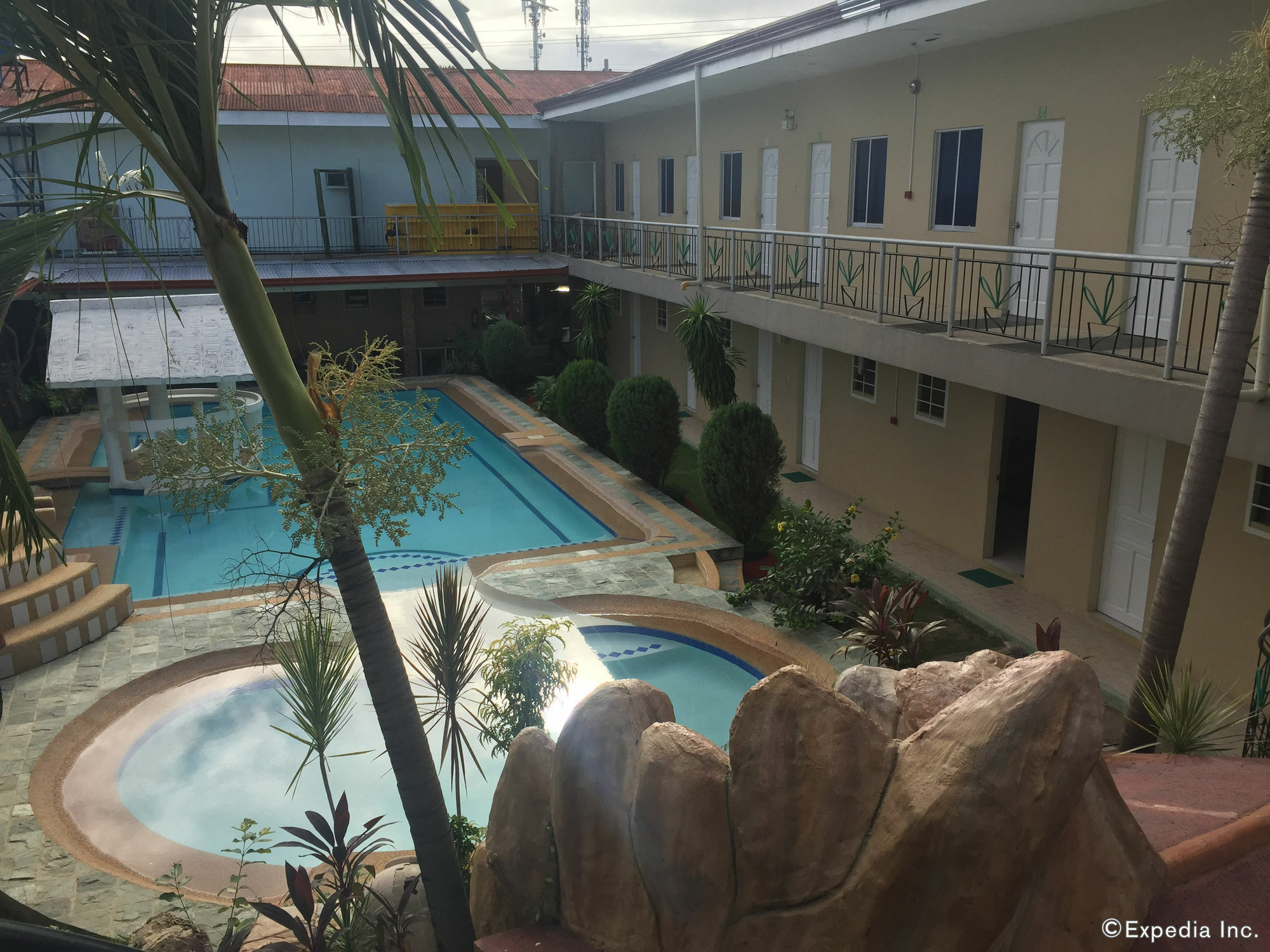 Richdel Hotel Resort Lapu-Lapu City Exterior photo